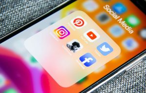 Tips Menghemat Kuota Data di iPhone saat Travelling